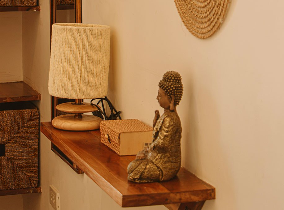 ECONOMY-ROOM