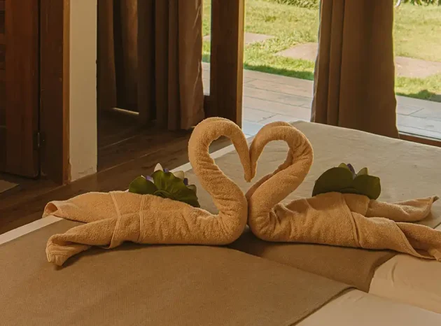Twin-or-Double-Room-with-Pool-View-2